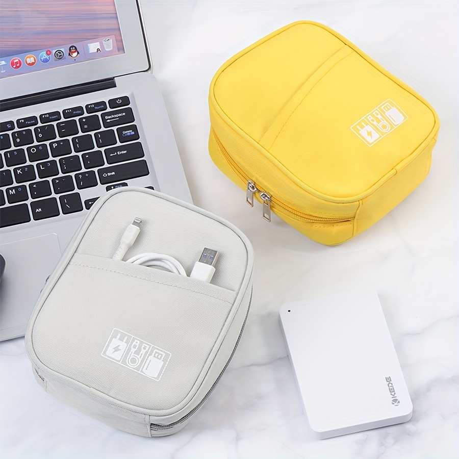 Digital Accessory Storage Bag, - огляд і ціна Cable Management Bag
